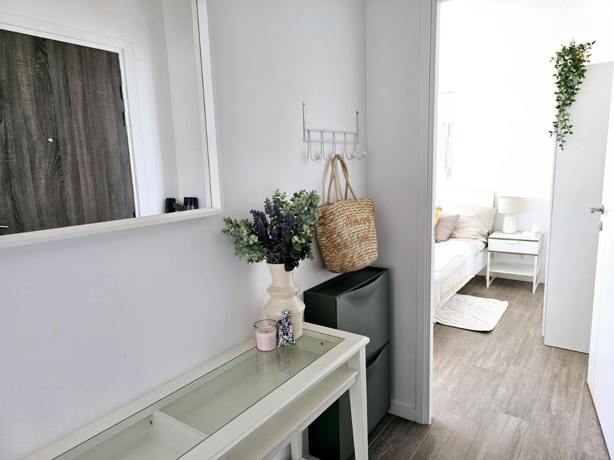 Lakeside Provence - Appartement 4 Etoiles Face Au Lac De Monteux Exteriör bild
