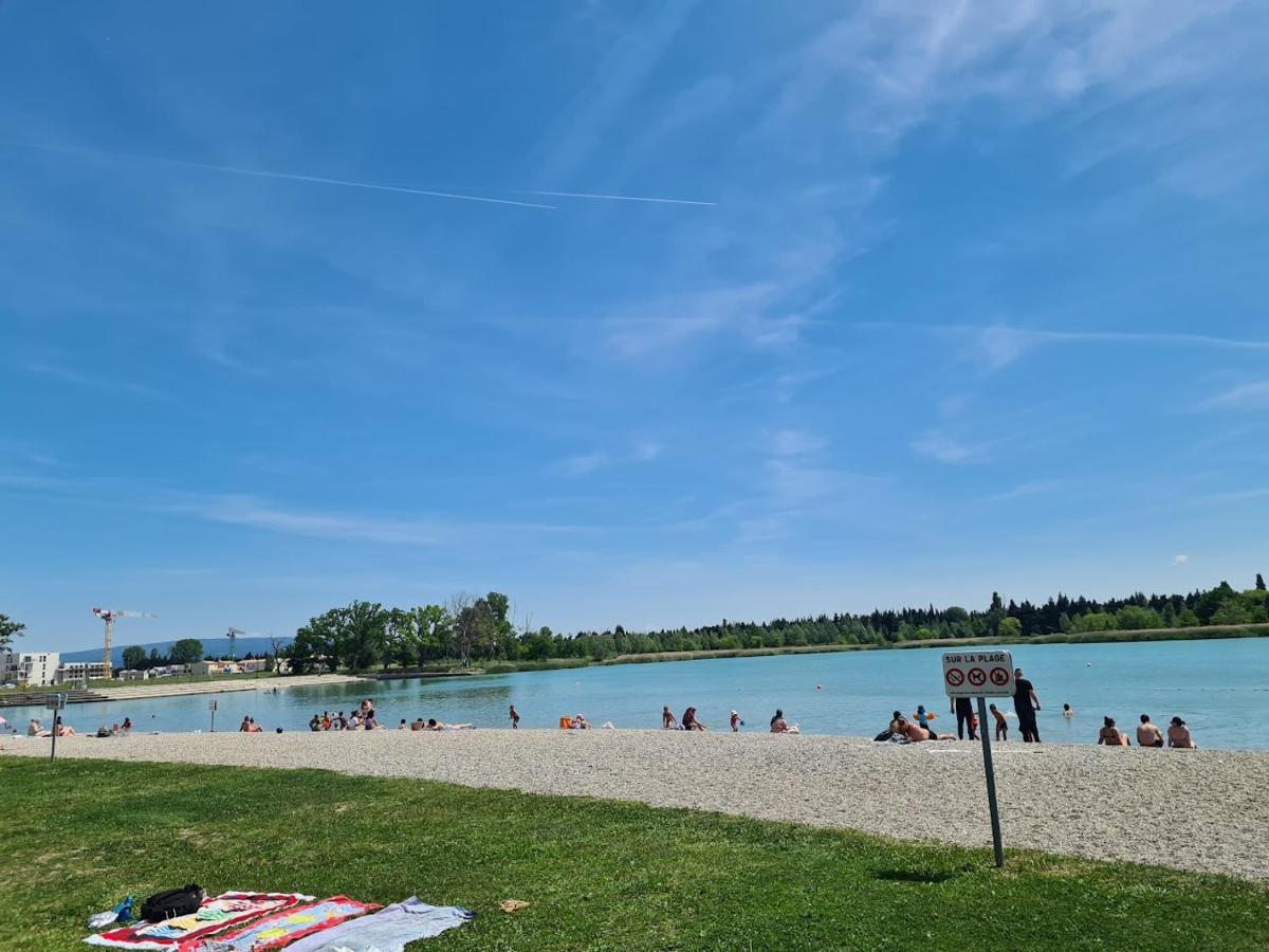 Lakeside Provence - Appartement 4 Etoiles Face Au Lac De Monteux Exteriör bild